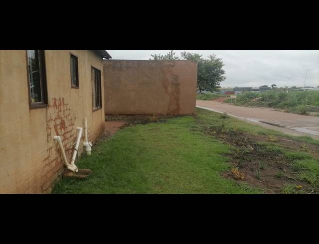 2 BEDROOM HOUSE FOR SALE IN SOSHANGUVE SOUTH